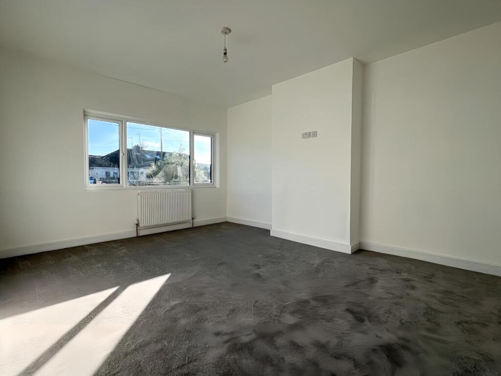 Additional property image - Moorlands Road, Bridgend, Bridgend County Borough, CF31 3DR