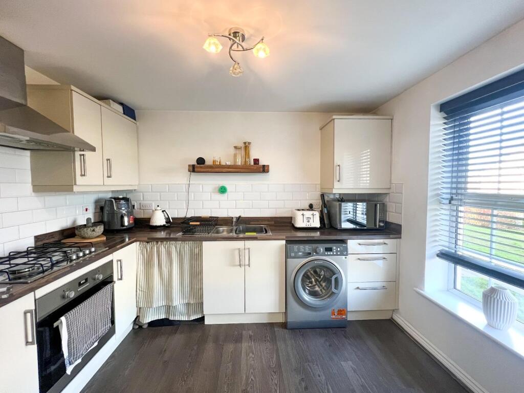 Additional property image - Bryn Blodau'r Haul, Coity, Bridgend County Borough, CF35 6FX