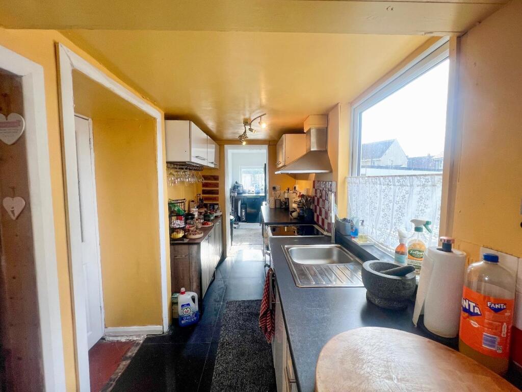 Additional property image - Heol Cae Glas, Sarn, Bridgend County Borough, CF32 9UG
