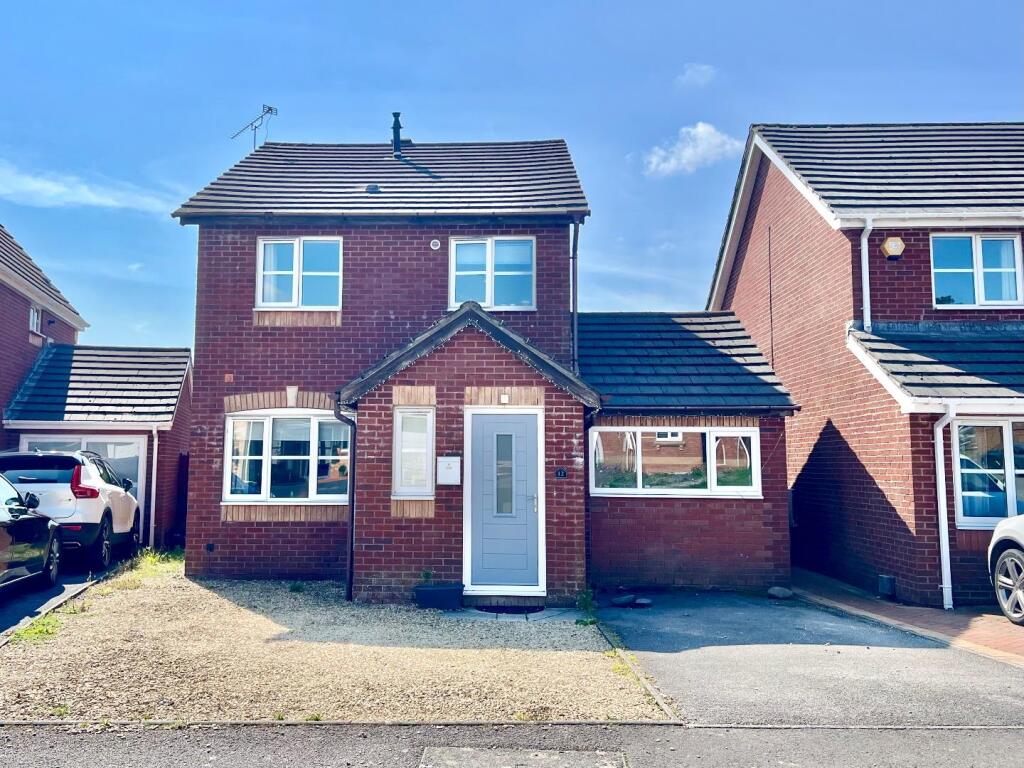 Main image of property: Dol Nant Dderwen, Broadlands, Bridgend County Borough, CF31 5AA