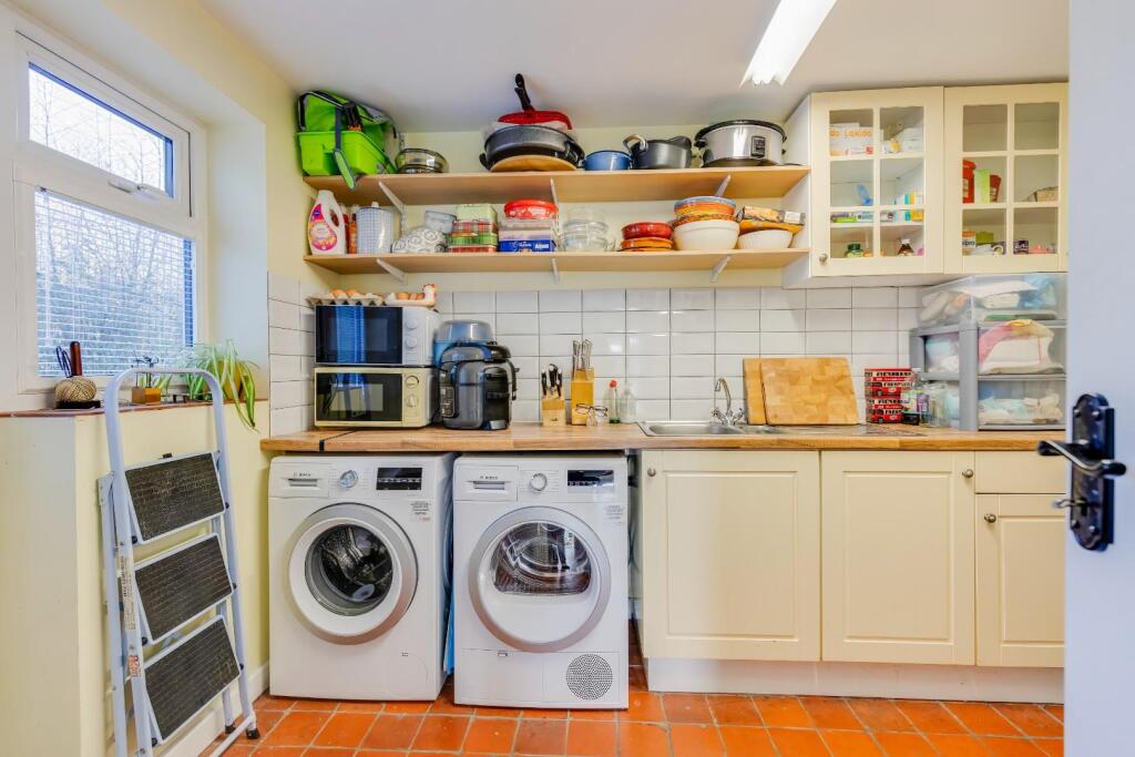 Additional property image - Court Colman, Bridgend County Borough, CF32 0HE
