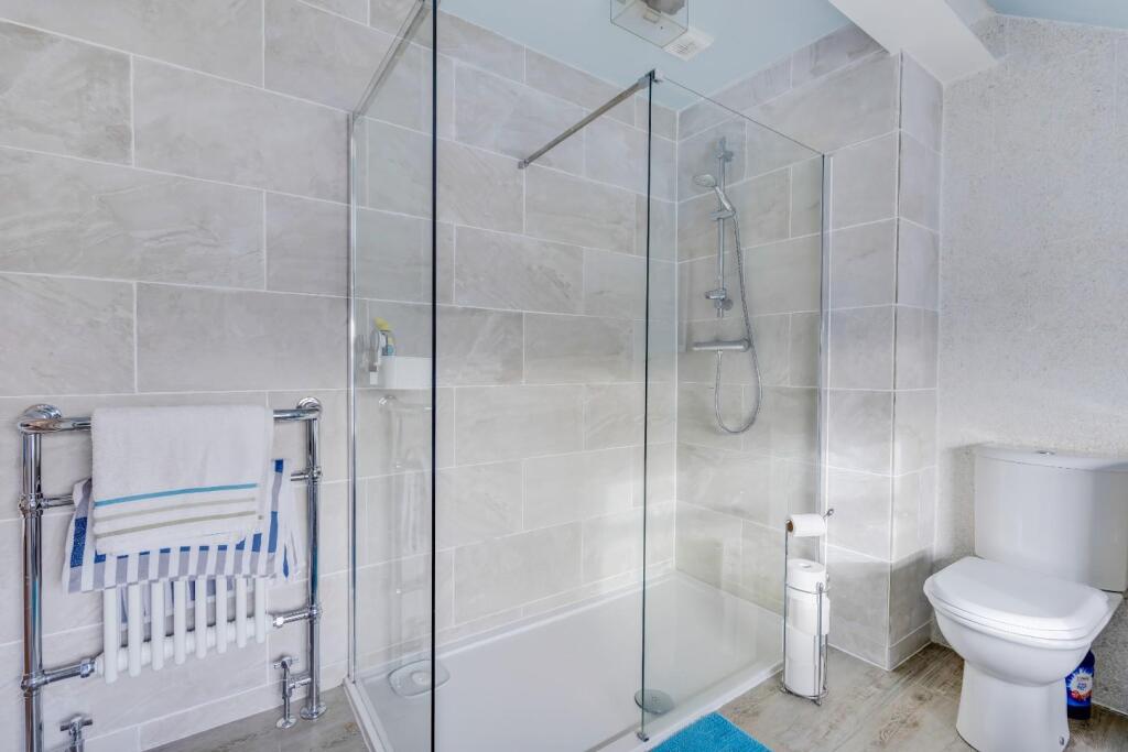 Additional property image - Court Colman, Bridgend County Borough, CF32 0HE