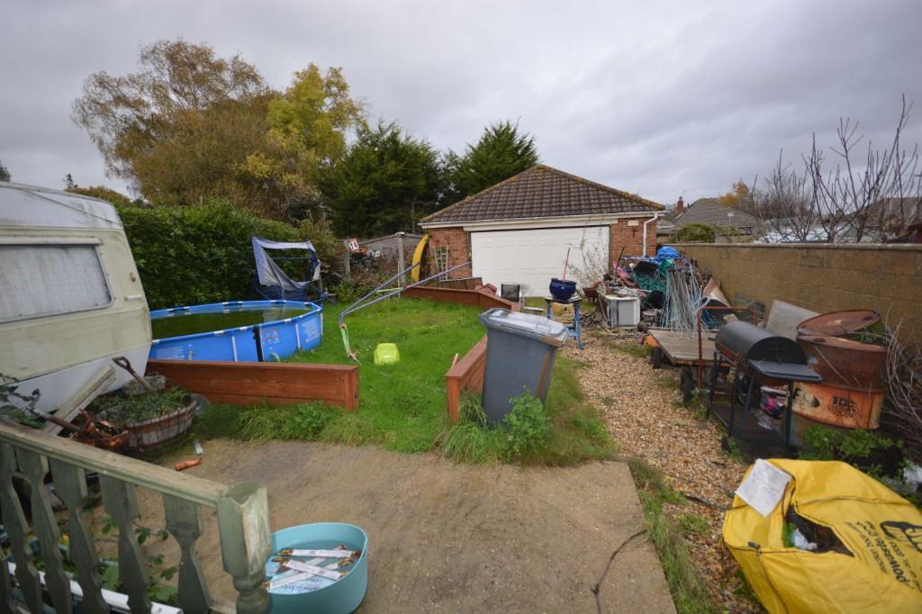 5 bedroom chalet for sale in Sopers Lane, Poole, Dorset, BH17