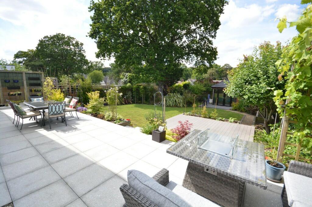 Additional property image - Upton Way, Broadstone, Dorset, BH18