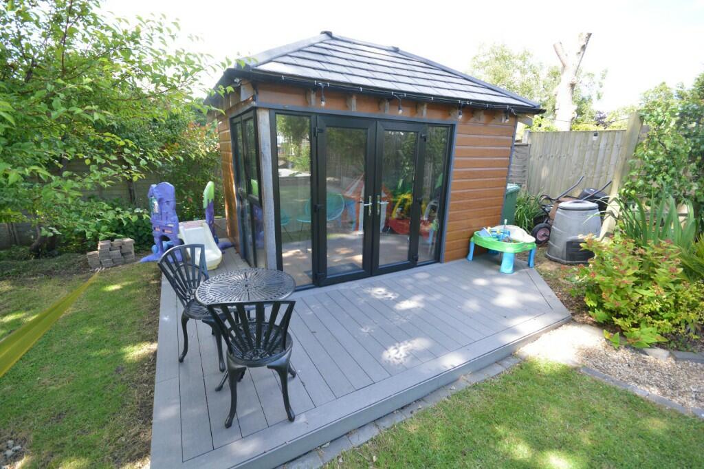 Additional property image - Upton Way, Broadstone, Dorset, BH18