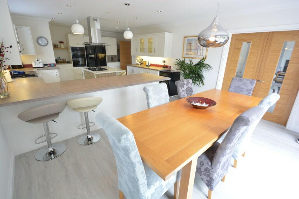 Additional property image - Upton Way, Broadstone, Dorset, BH18