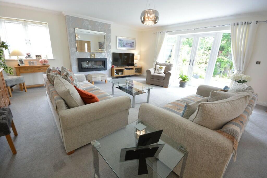 Additional property image - Upton Way, Broadstone, Dorset, BH18