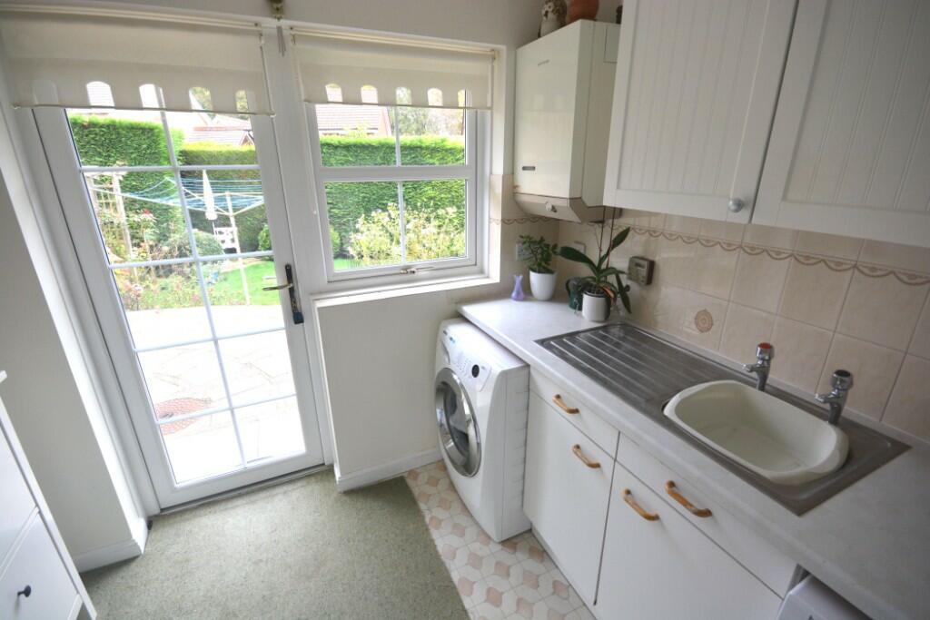 Additional property image - Twin Oaks Close, Broadstone, Dorset, BH18