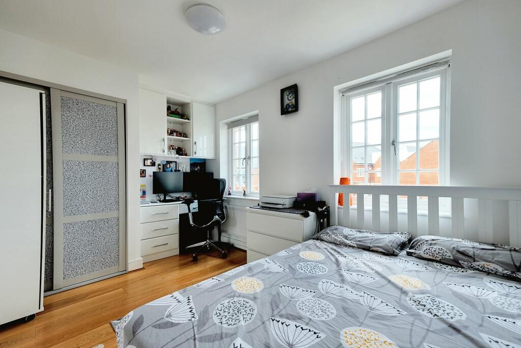 Additional property image - Wood Street, St John's, Chelmsford, CM2