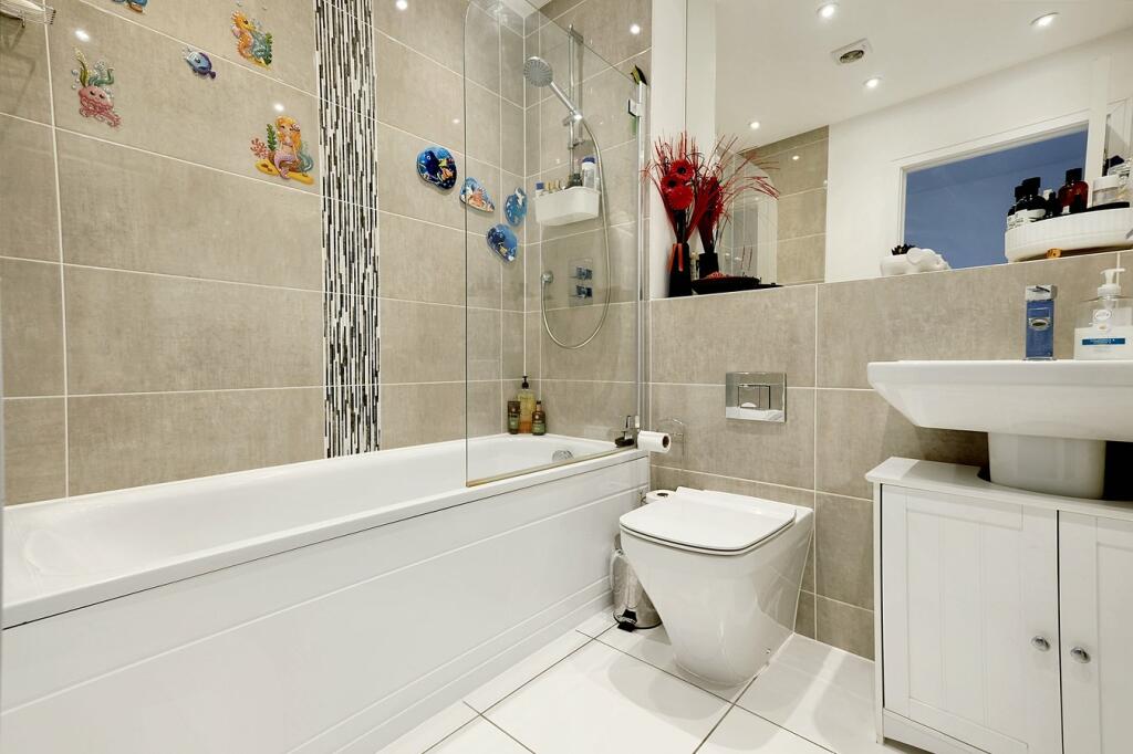 Additional property image - Wood Street, St John's, Chelmsford, CM2