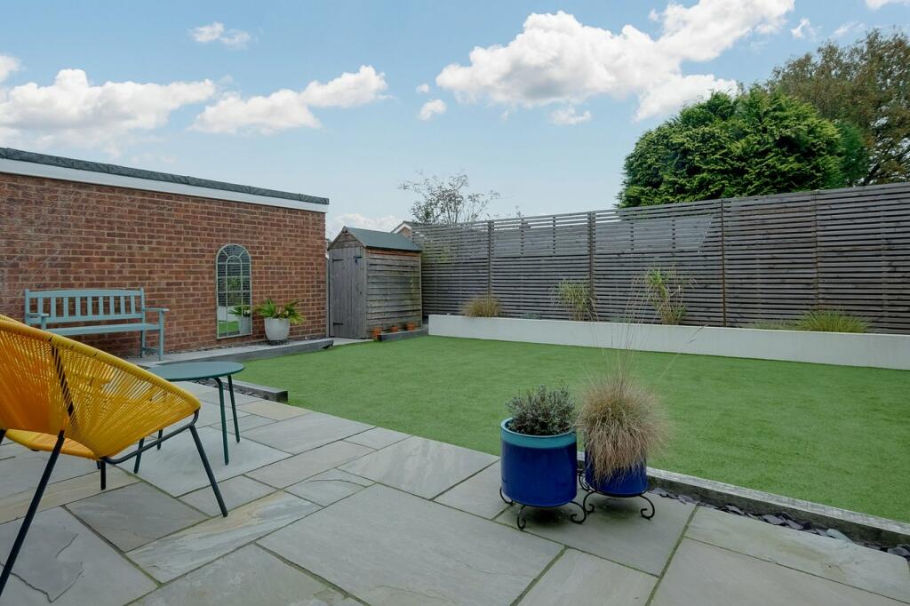 Additional property image - Well Lane, Galleywood, Chelmsford, CM2