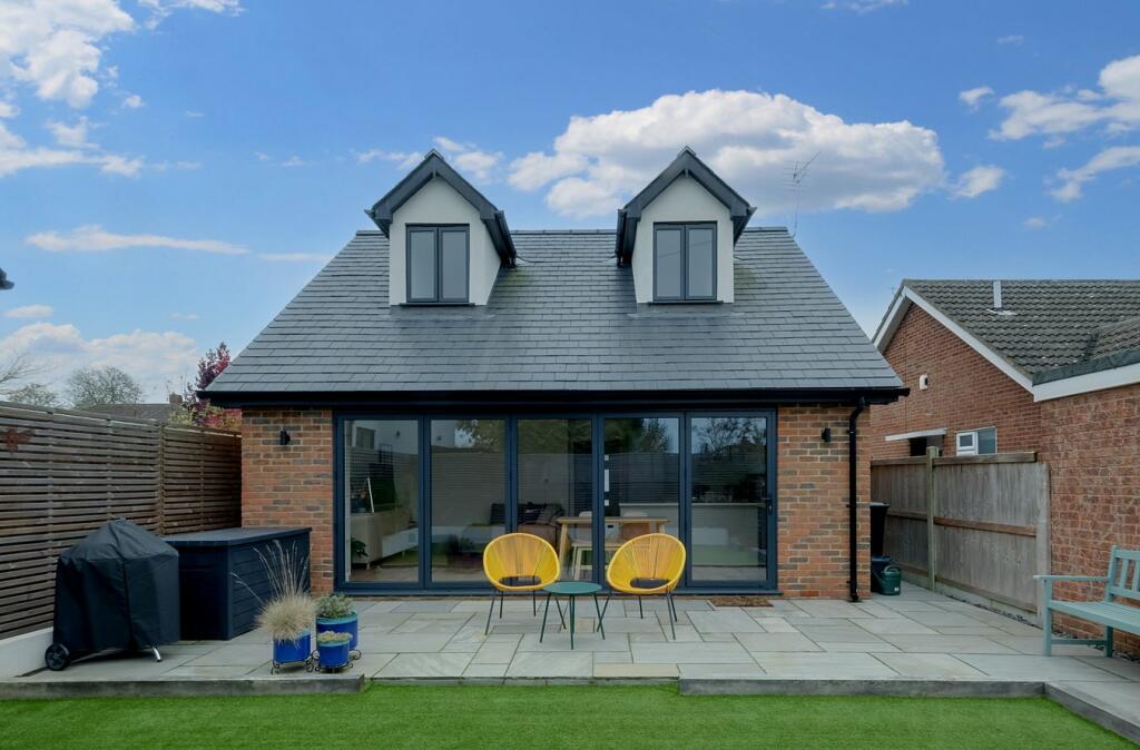 Additional property image - Well Lane, Galleywood, Chelmsford, CM2