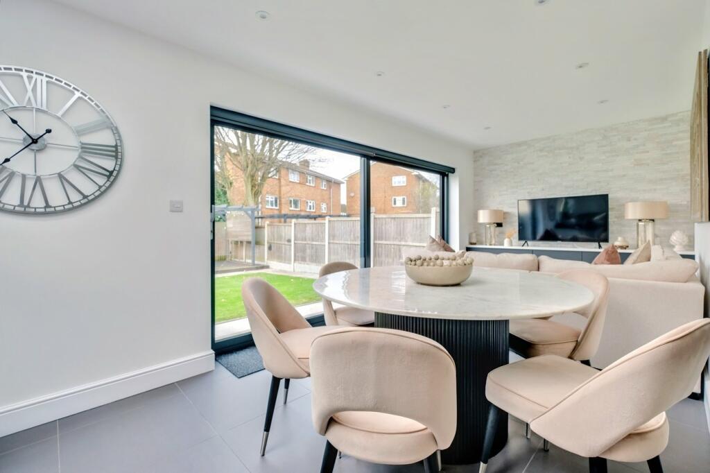 Additional property image - Chignal Road, Chelmsford, CM1