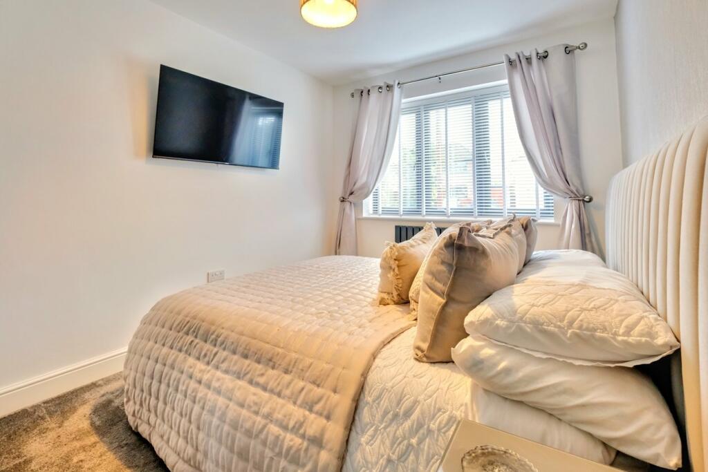 Additional property image - Chignal Road, Chelmsford, CM1