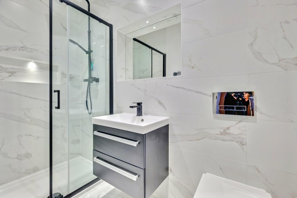 Additional property image - Chignal Road, Chelmsford, CM1
