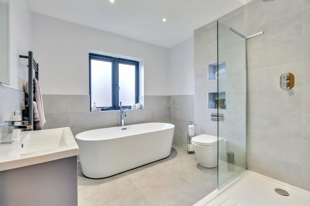 Additional property image - Chignal Road, Chelmsford, CM1