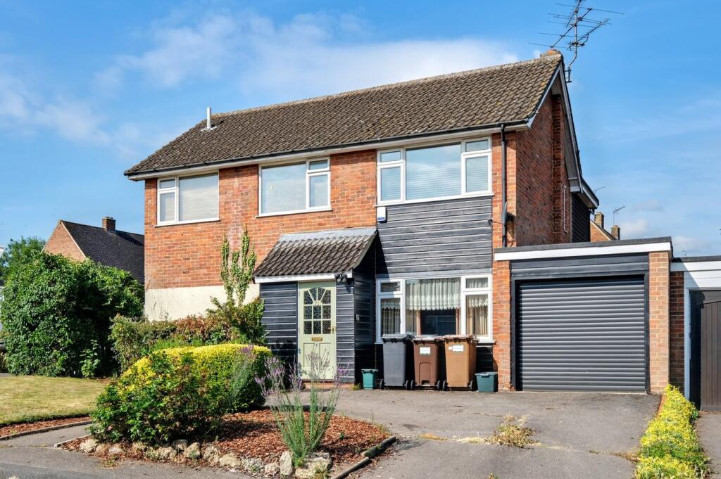 Main image of property: Foxholes Road, Great Baddow, Chelmsford, CM2