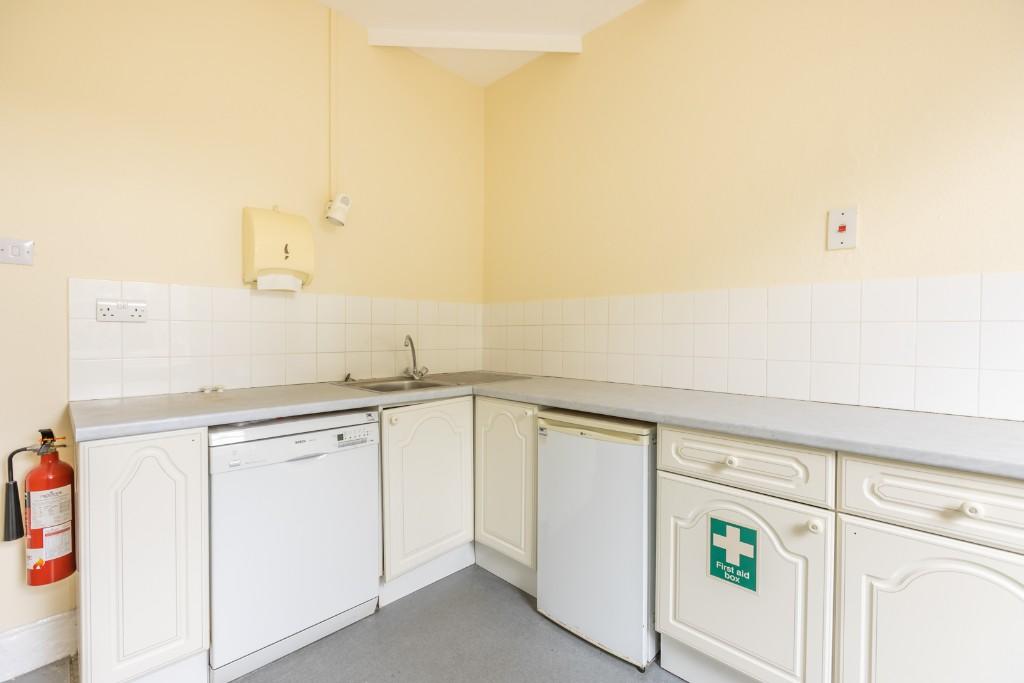 4 bedroom semidetached house for sale in Lawford Road, Rugby