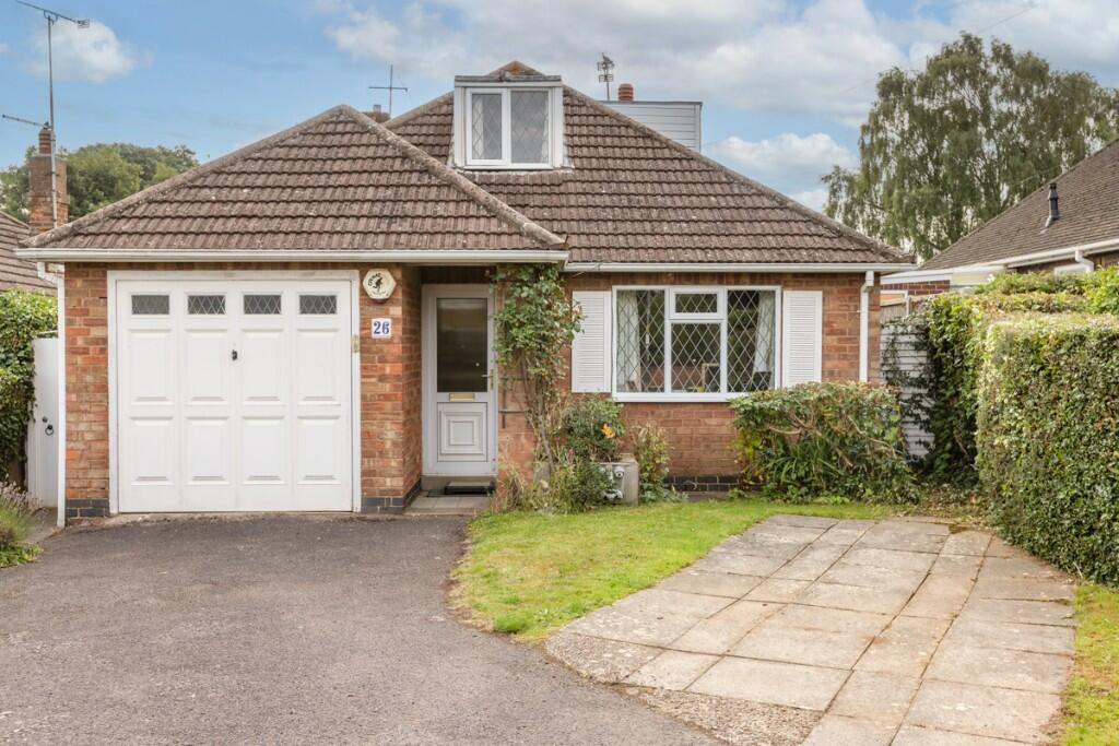 4 bedroom detached bungalow for sale in Watts Lane, Rugby, Warwickshire