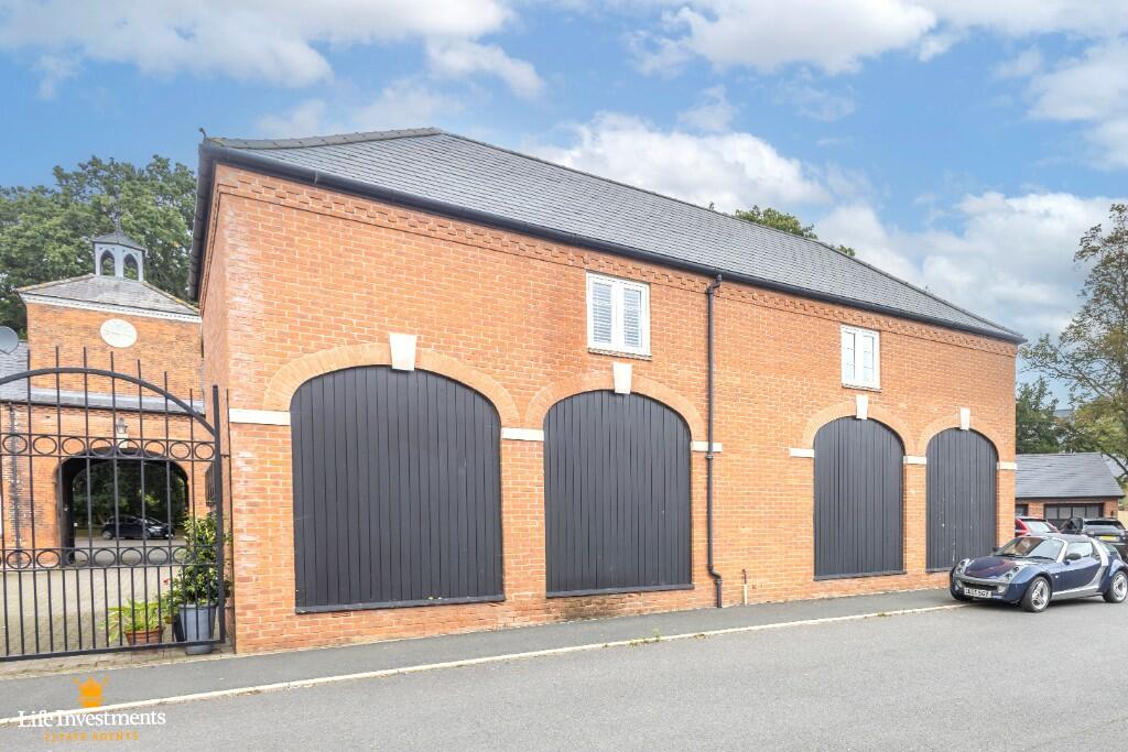Additional property image - Coombe Road, Rugby, Warwickshire, CV23