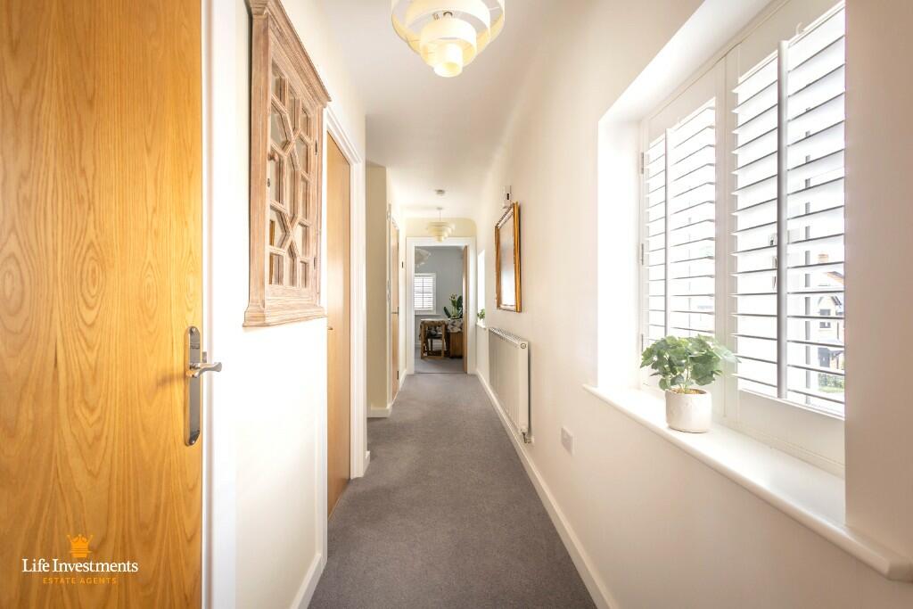 Additional property image - Coombe Road, Rugby, Warwickshire, CV23