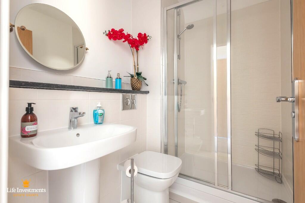 Additional property image - Coombe Road, Rugby, Warwickshire, CV23