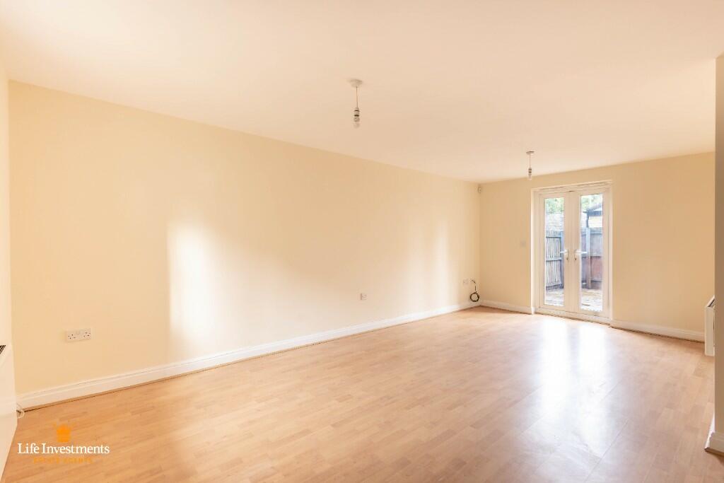 Additional property image - Avocet Close, Rugby, Warwickshire, CV23