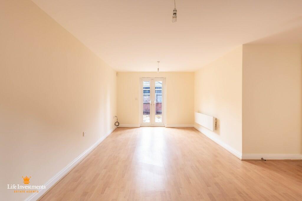 Additional property image - Avocet Close, Rugby, Warwickshire, CV23