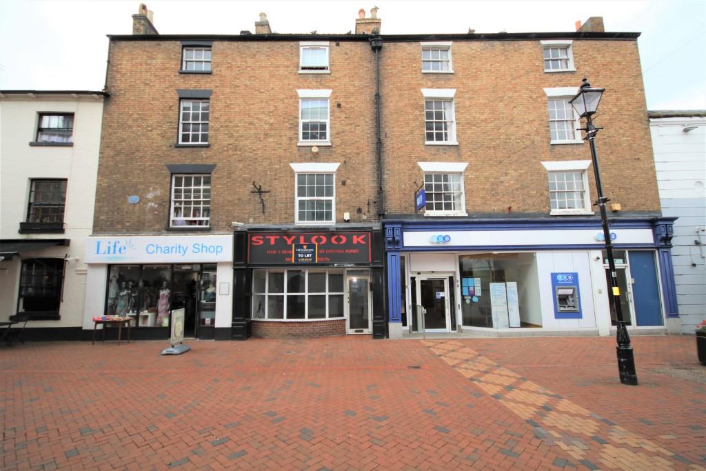 Hairdressers or barber shop for rent in Sheep Street, Rugby