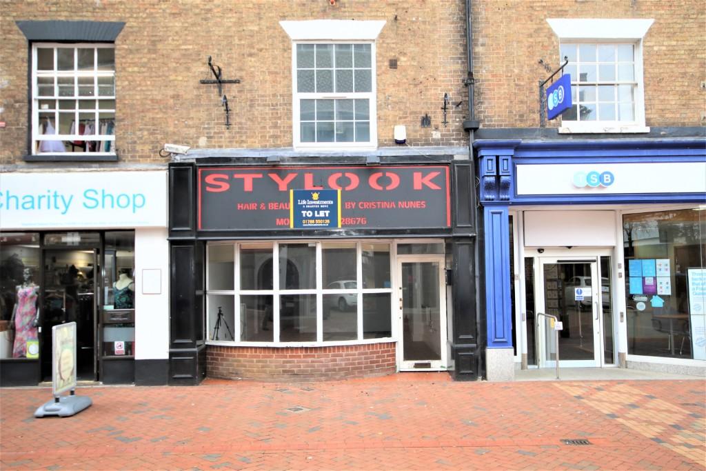 Hairdressers or barber shop for rent in Sheep Street, Rugby