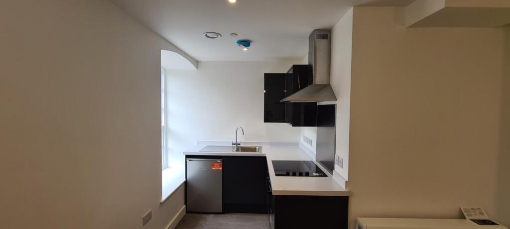 Main image of property: 19-21 High Street, SO14 2DF