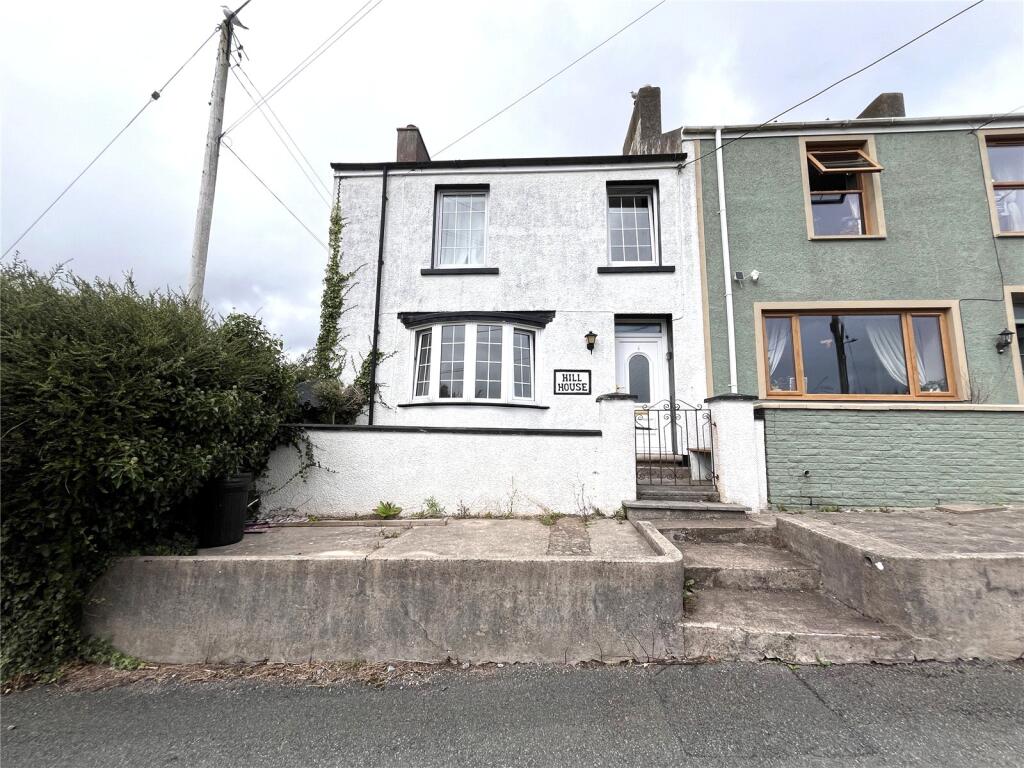 3 bedroom semi-detached house