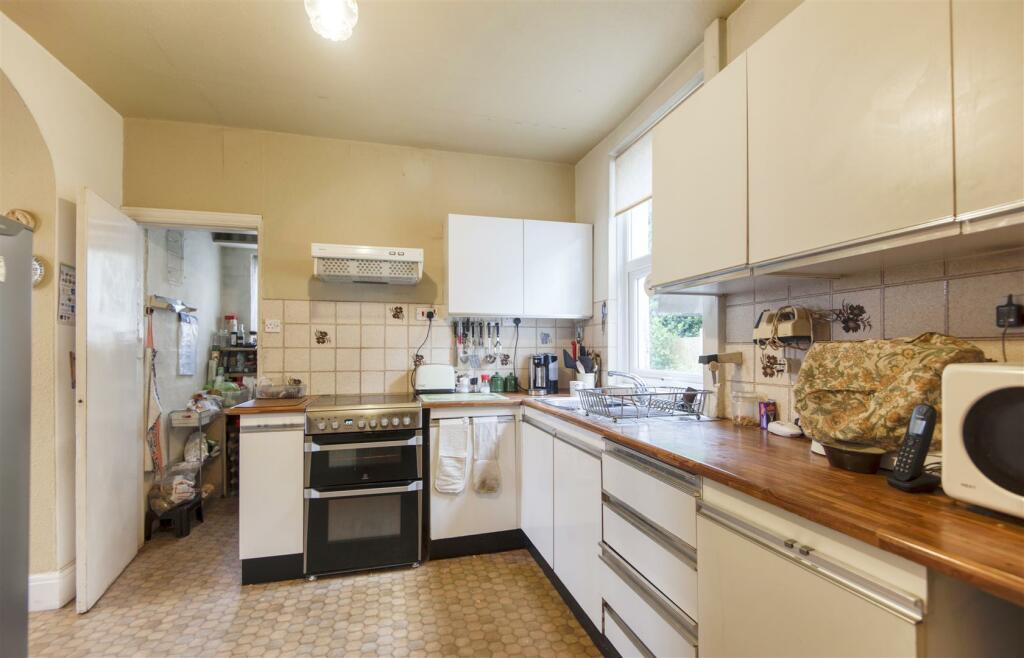 Additional property image - Lichfield Road, Hopwas, Tamworth