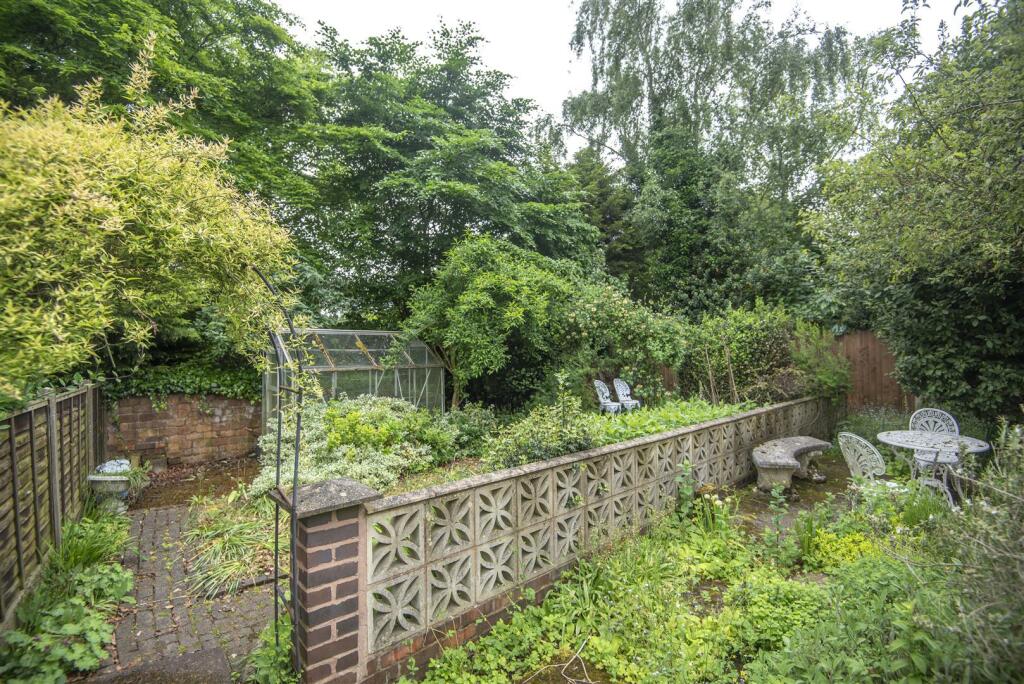 Additional property image - Lichfield Road, Hopwas, Tamworth