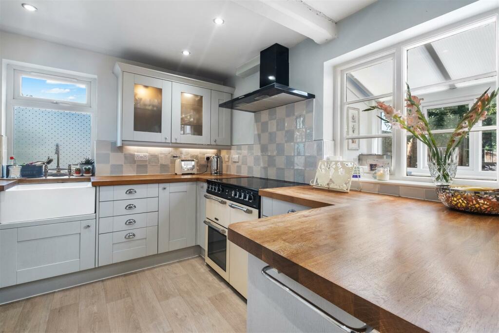 Additional property image - The Square, Elford, Tamworth