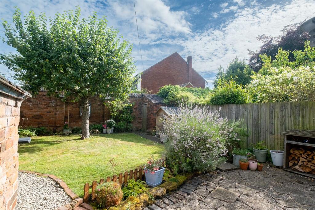 Additional property image - The Square, Elford, Tamworth