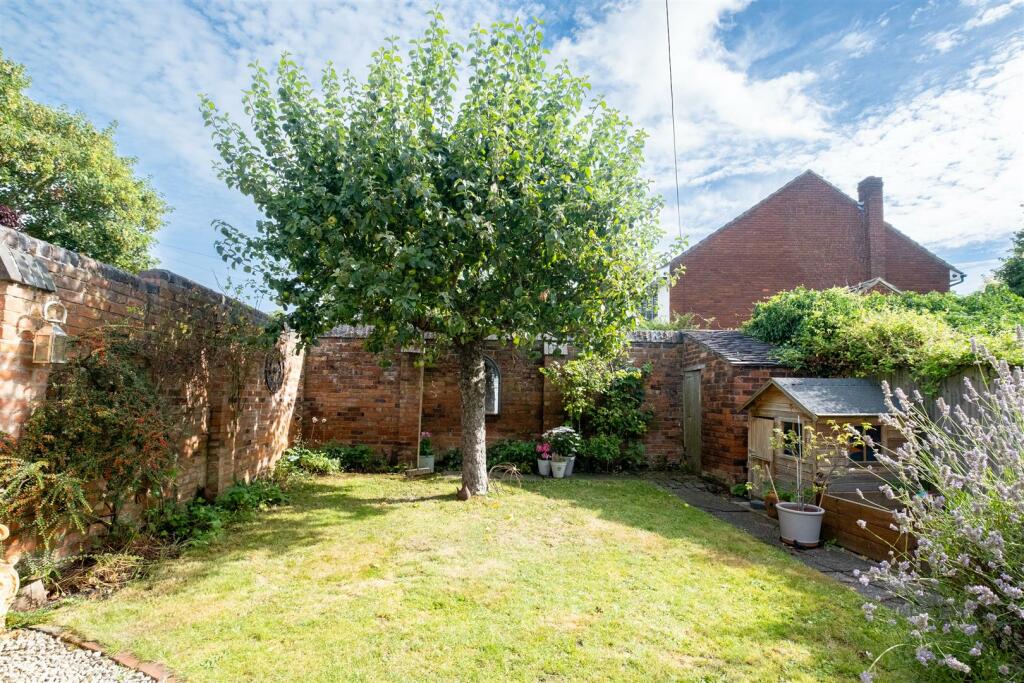 Additional property image - The Square, Elford, Tamworth
