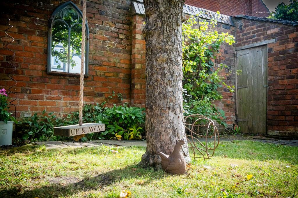 Additional property image - The Square, Elford, Tamworth