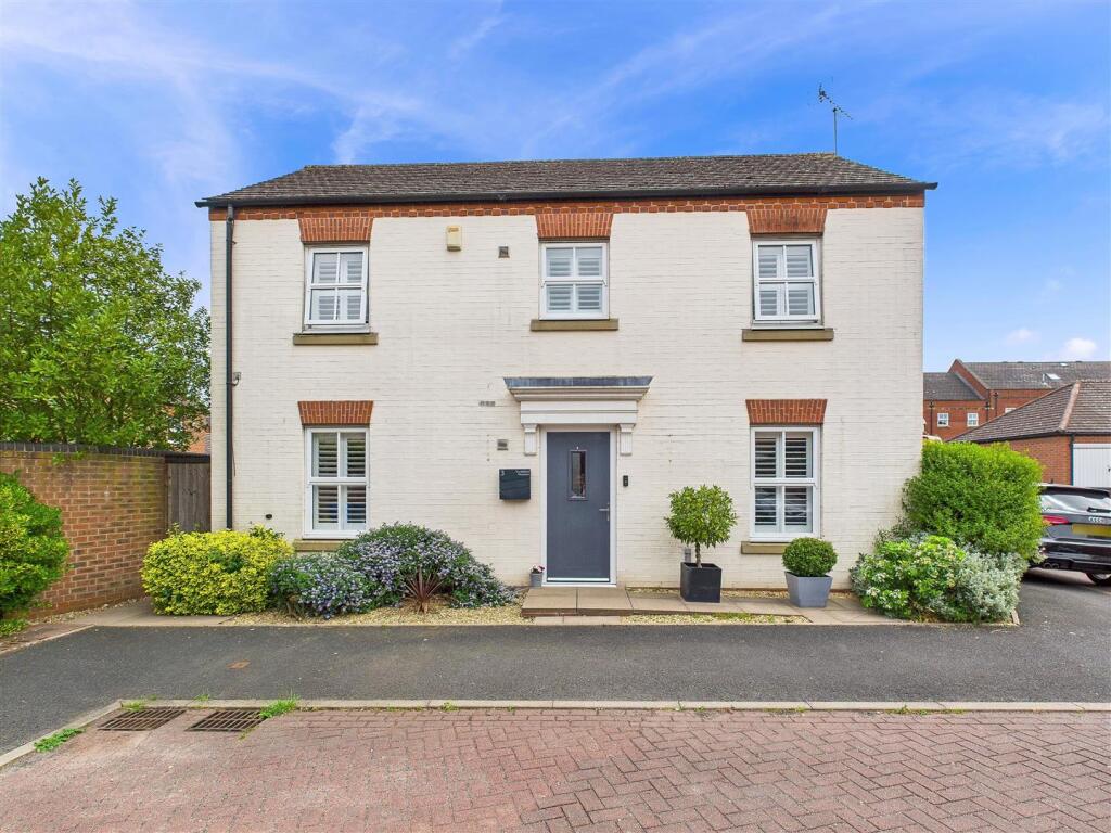 Main image of property: Trunkfield Meadow, Lichfield