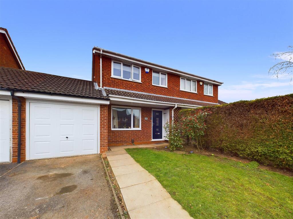 Main image of property: Wolsey Road, Lichfield
