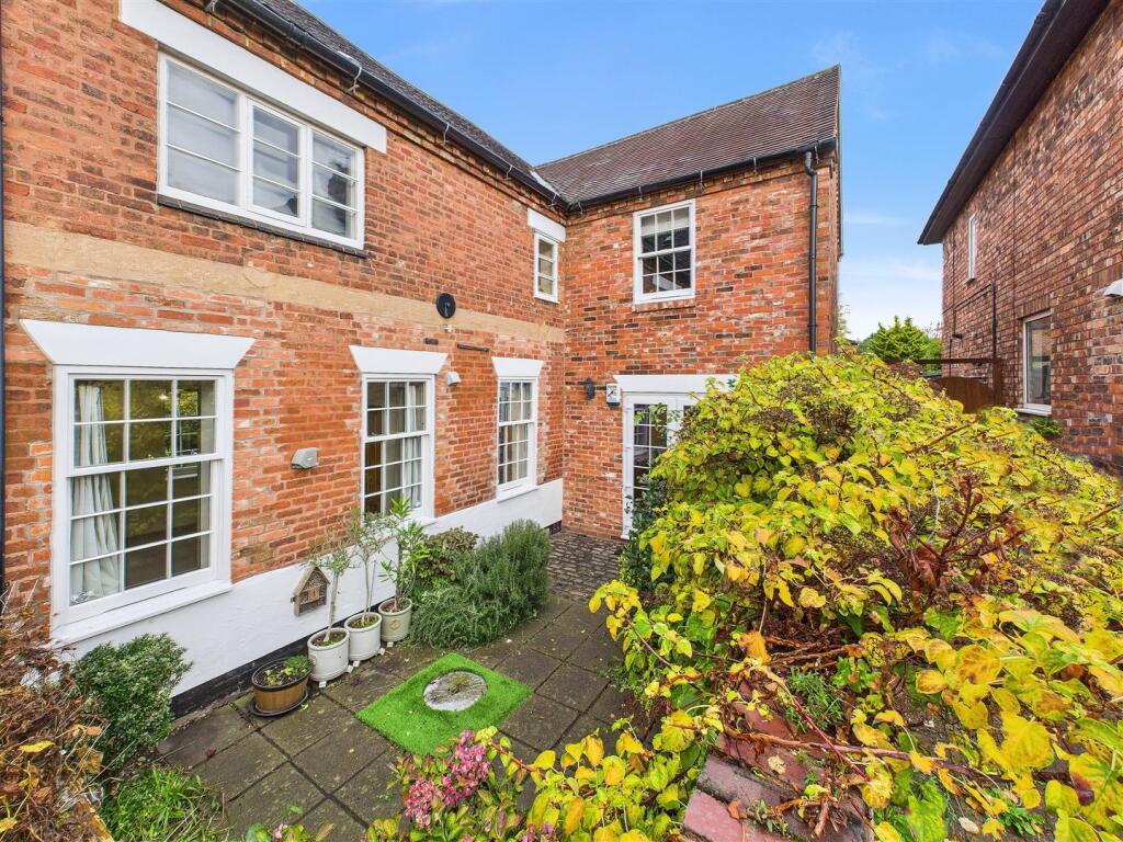 Main image of property: Wheel Lane, Lichfield