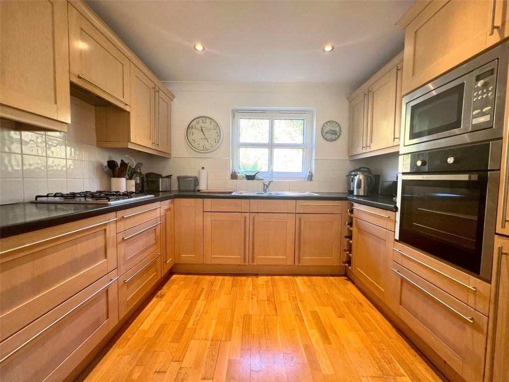 5 bedroom terraced house for sale in Kensington Gardens, Haverfordwest