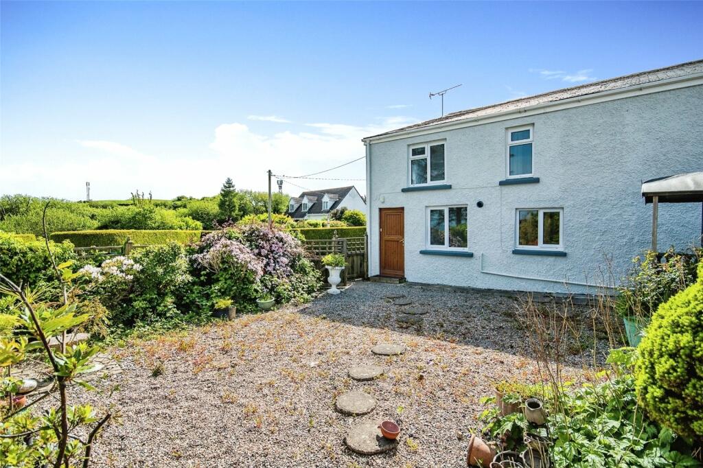 3 bedroom detached house for sale in Pentlepoir, Saundersfoot