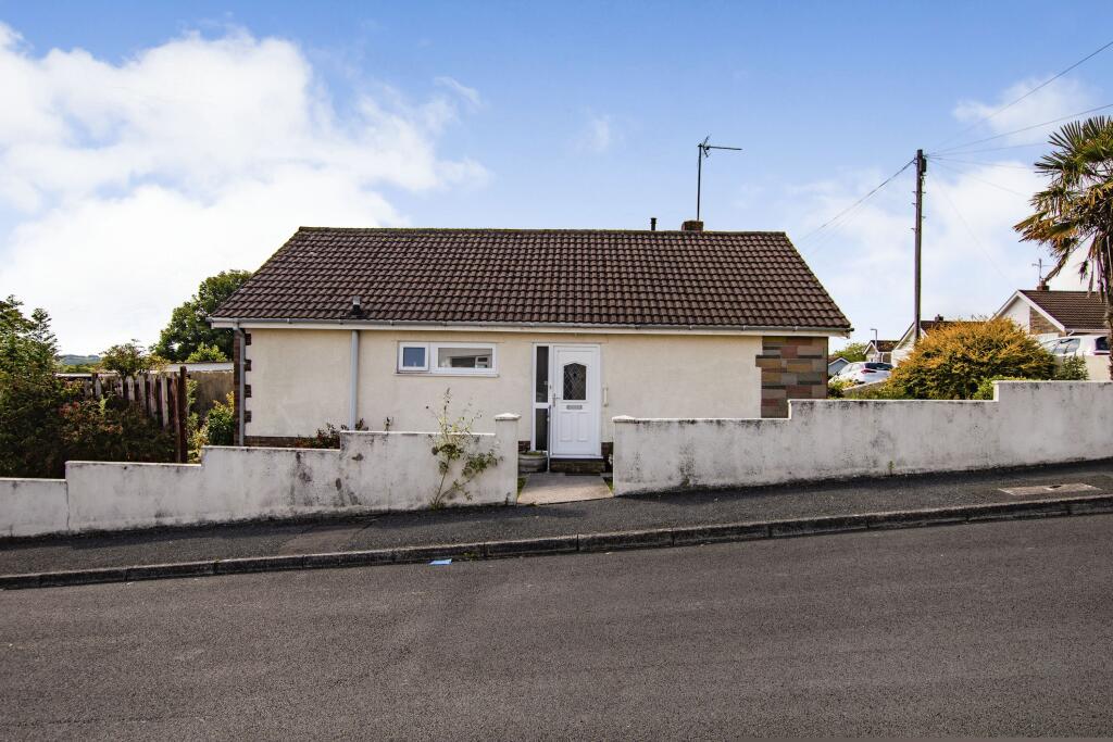 3 bedroom detached house