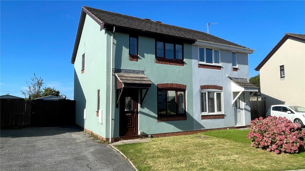 3 bedroom detached house for sale in Bartletts Well Road, Sageston