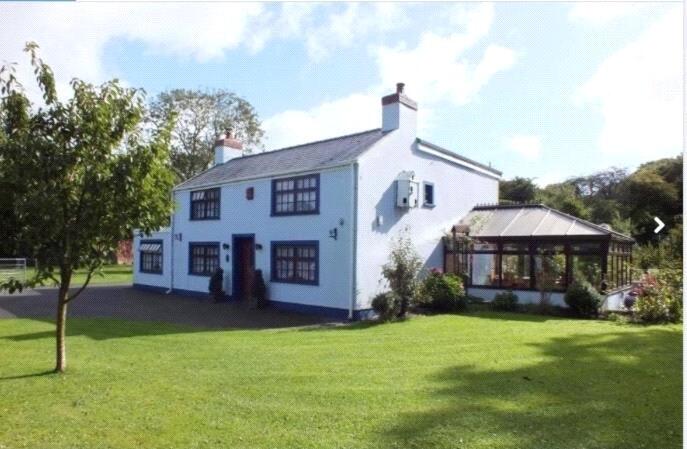 Main image of property: Broadmoor, Kilgetty, Pembrokeshire, SA68