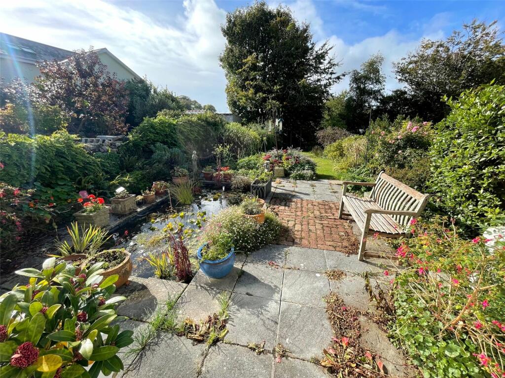 4 bedroom terraced house for sale in The Norton, The Norton, Tenby, SA70