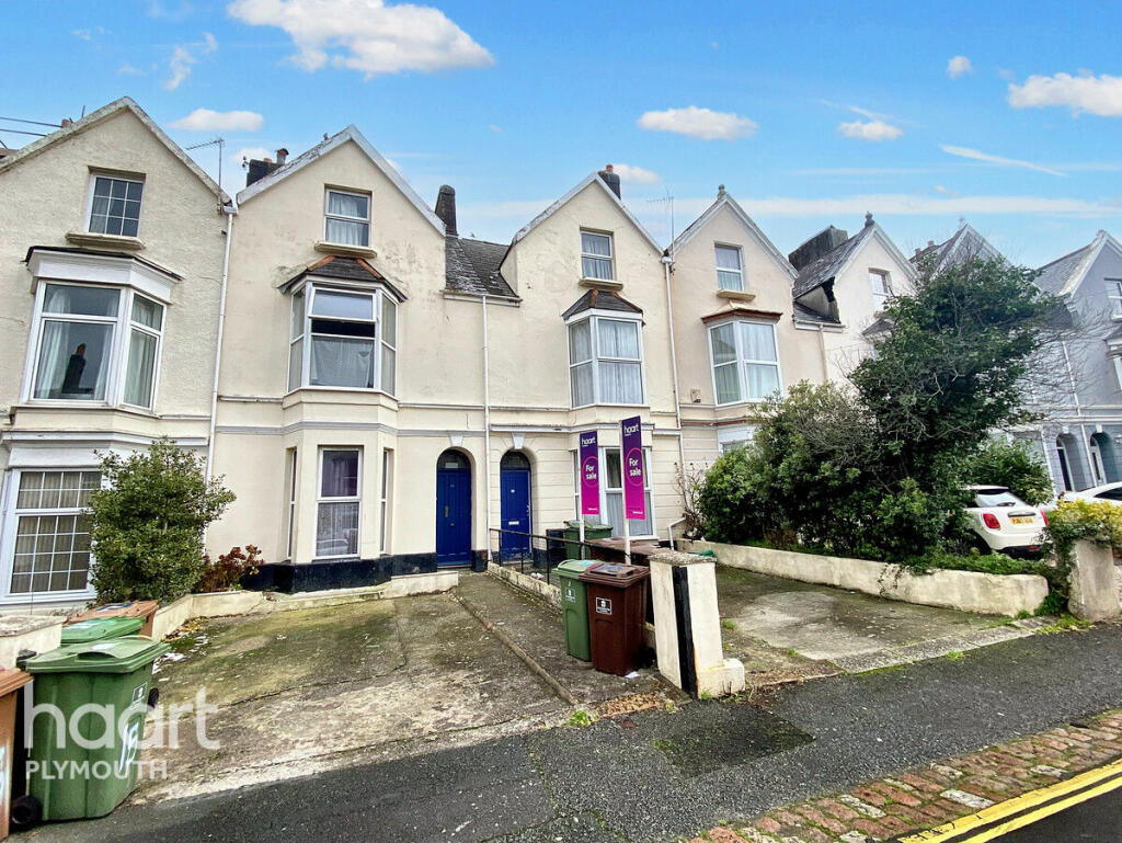 6 bedroom terraced house for sale in Headland Park, Plymouth, PL4
