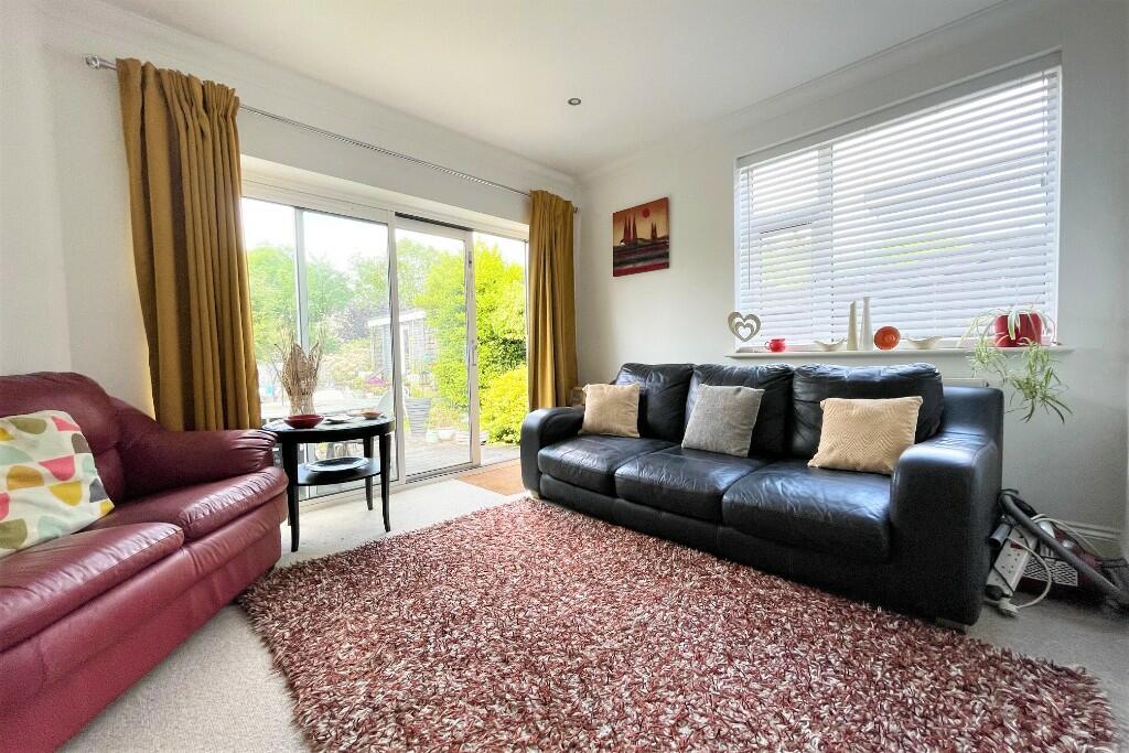 4 bedroom semidetached house for sale in Larkfield Way, BN1
