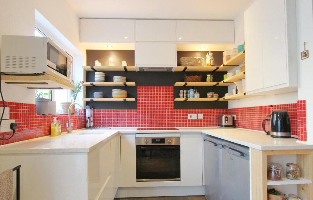 3 bedroom terraced house for sale in Hollingdean Terrace, BN1